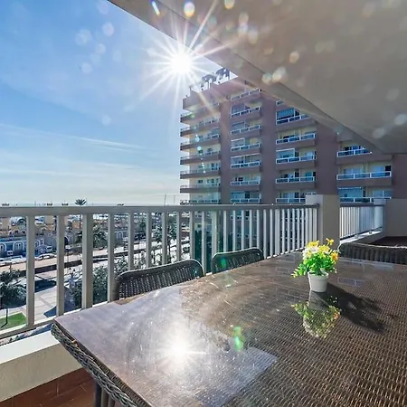 83-beachfront Apartment, Apartment Fuengirola