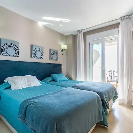 Apartment 83-beachfront Apartment, Fuengirola