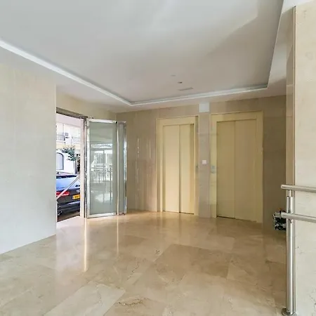 83-beachfront Apartment, * Fuengirola